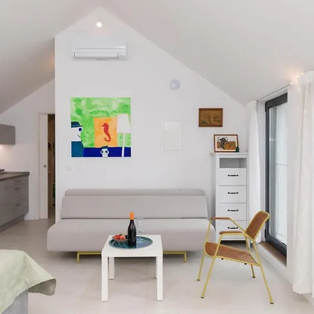 Unique Galerija Sutivan, Brac -pool & Sauna *