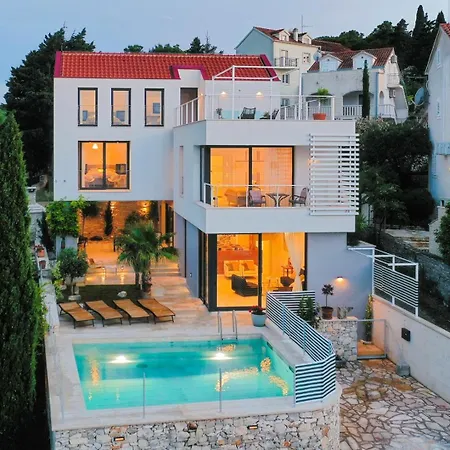 Unique Galerija Sutivan, Brac -pool & Sauna * Sutivan