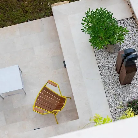 Unique Galerija Sutivan, Brac -pool & Sauna Villa