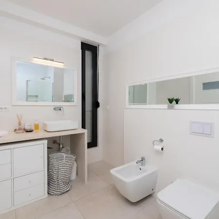 Unique Galerija Sutivan, Brac -pool & Sauna