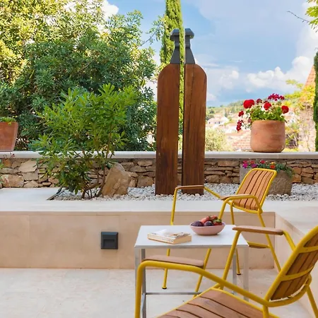 Unique Galerija Sutivan, Brac -pool & Sauna *