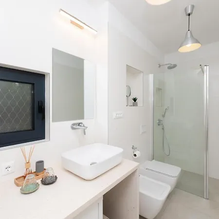 Unique Galerija Sutivan, Brac -pool & Sauna